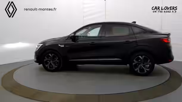 RENAULT ARKANA 29 / 33
