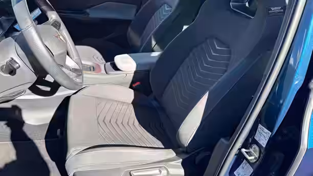CUPRA BORN 17 / 23