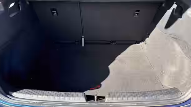 CUPRA BORN 14 / 23
