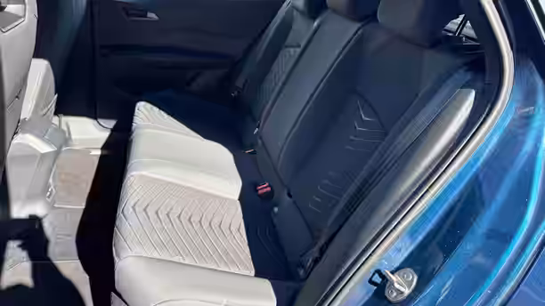 CUPRA BORN 18 / 23