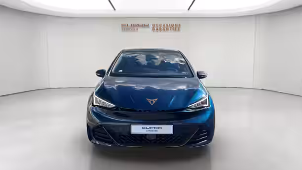 CUPRA BORN 8 / 23
