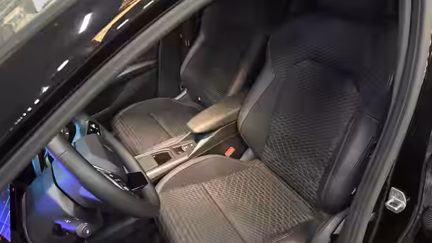 RENAULT CLIO VI HYBRID 11 / 23