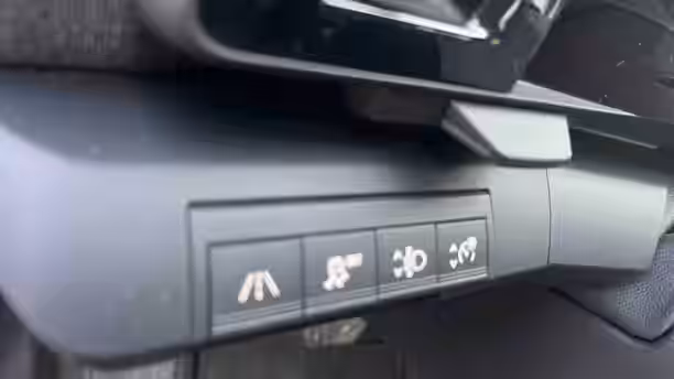 RENAULT MEGANE E-TECH 18 / 24