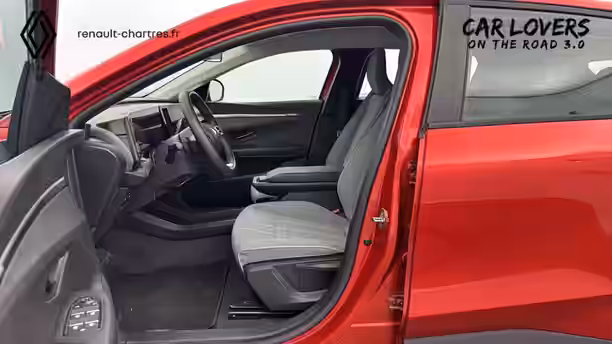 RENAULT MEGANE E-TECH 15 / 34