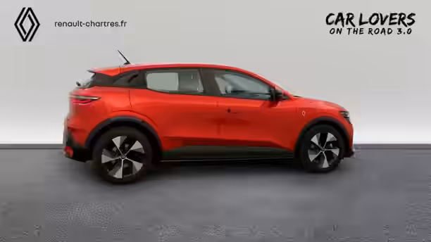RENAULT MEGANE E-TECH 6 / 34