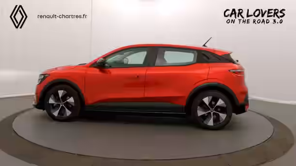 RENAULT MEGANE E-TECH 29 / 34
