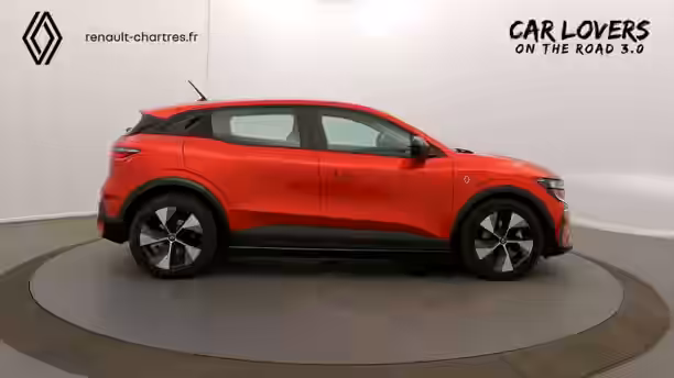 RENAULT MEGANE E-TECH 22 / 34