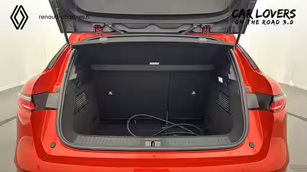 RENAULT MEGANE E-TECH 26 / 34