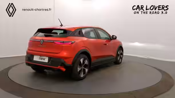 RENAULT MEGANE E-TECH 31 / 34