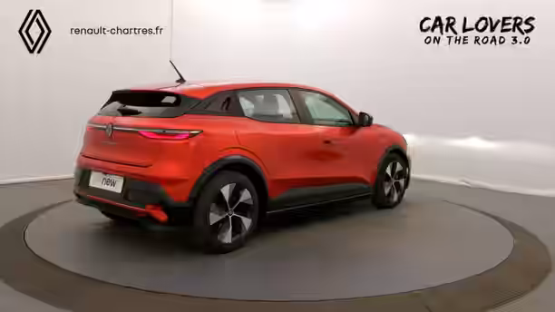 RENAULT MEGANE E-TECH 32 / 34