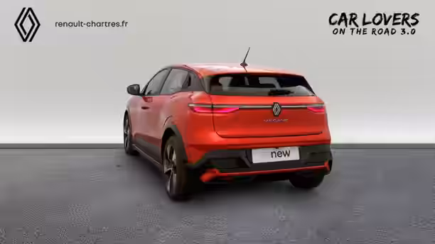 RENAULT MEGANE E-TECH 3 / 34
