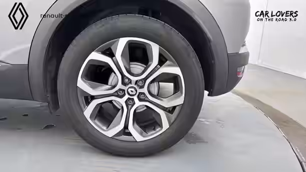 RENAULT CAPTUR 10 / 33