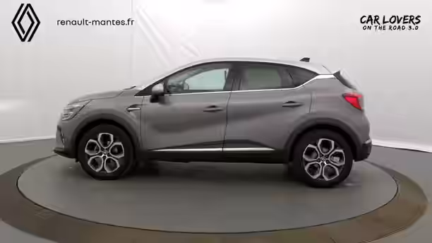 RENAULT CAPTUR 29 / 33