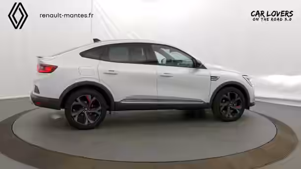 RENAULT ARKANA 6 / 33
