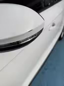 VOLKSWAGEN T-ROC 24 / 27