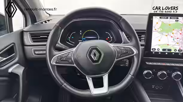 RENAULT CAPTUR 24 / 33