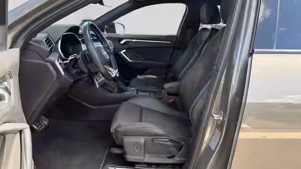 AUDI Q3 SPORTBACK 18 / 33