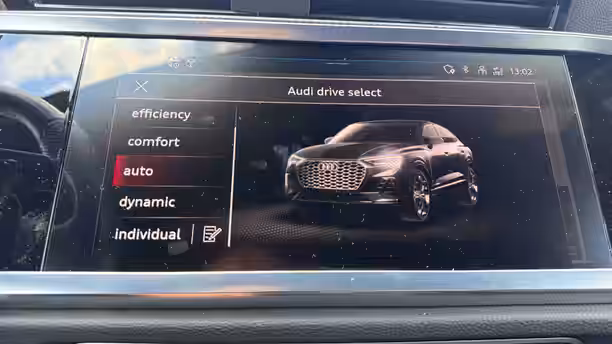 AUDI Q3 SPORTBACK 25 / 33