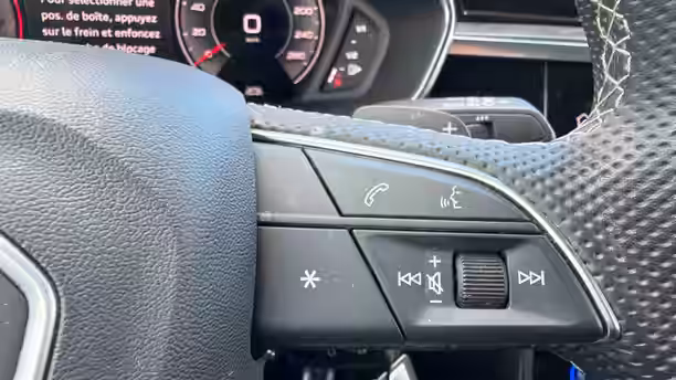AUDI Q3 SPORTBACK 26 / 33