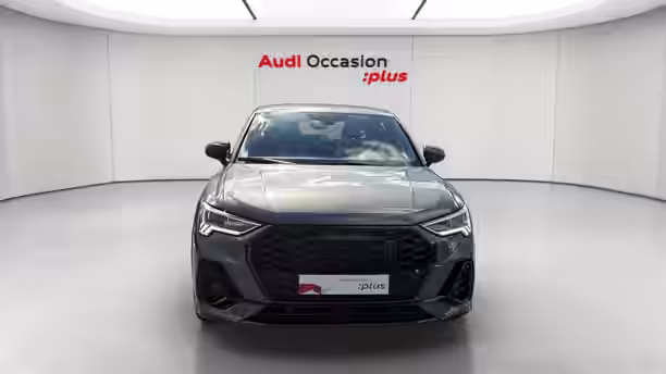 AUDI Q3 SPORTBACK 8 / 33