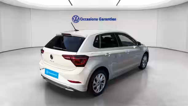VOLKSWAGEN POLO 5 / 28