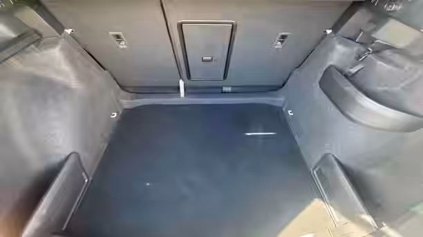 SKODA KAROQ 13 / 17