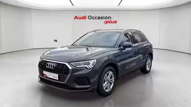 AUDI Q3 1 / 33