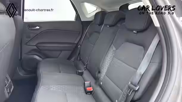 RENAULT CAPTUR 15 / 33
