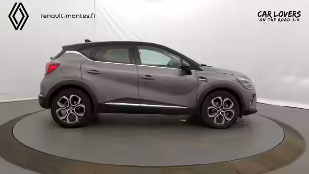 RENAULT CAPTUR 21 / 34