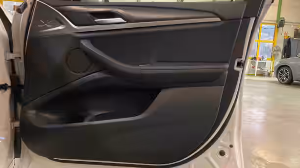BMW X3 G01 LCI 28 / 43