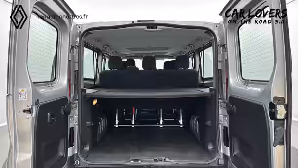 RENAULT TRAFIC 15 / 34