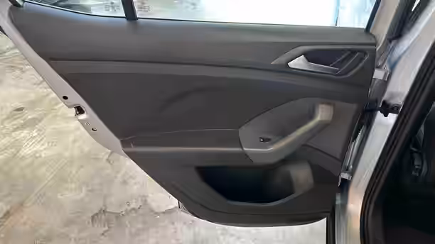 VOLKSWAGEN T-CROSS 23 / 33