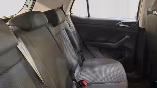 VOLKSWAGEN T-CROSS 32 / 33