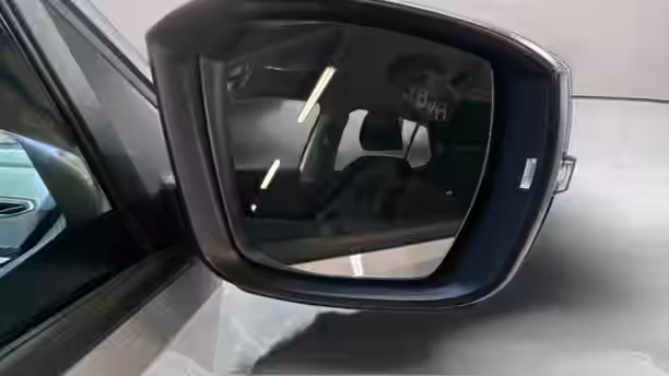 VOLKSWAGEN T-CROSS 10 / 33