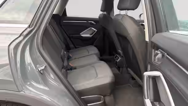 AUDI Q3 20 / 33