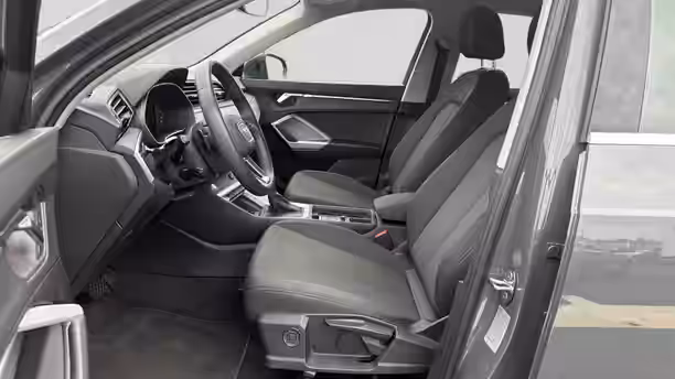 AUDI Q3 18 / 33