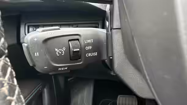 PEUGEOT 3008 32 / 45