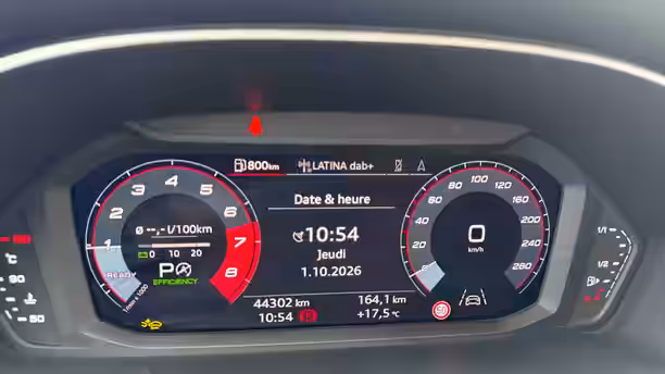 AUDI Q3 10 / 33