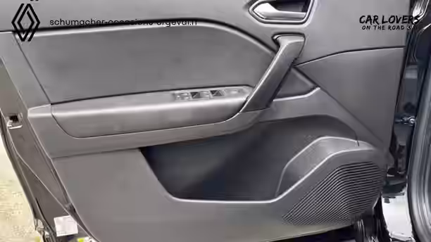 RENAULT CAPTUR 30 / 32