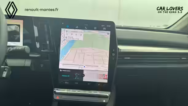 RENAULT MEGANE E-TECH 12 / 33