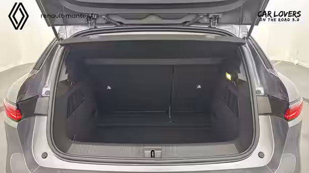 RENAULT MEGANE E-TECH 26 / 33