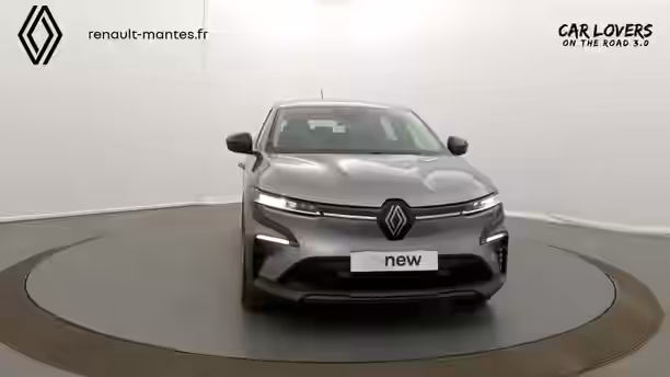 RENAULT MEGANE E-TECH 28 / 33