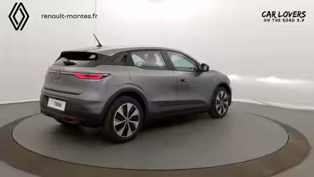 RENAULT MEGANE E-TECH 32 / 33