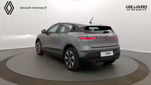 RENAULT MEGANE E-TECH 17 / 33