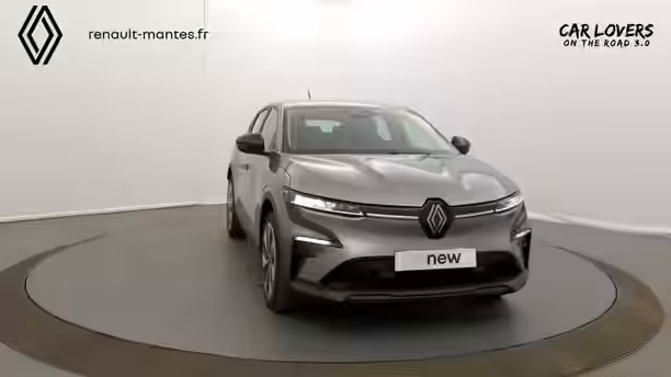 RENAULT MEGANE E-TECH 14 / 33