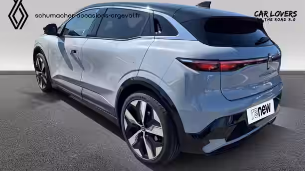 RENAULT MEGANE E-TECH 26 / 44