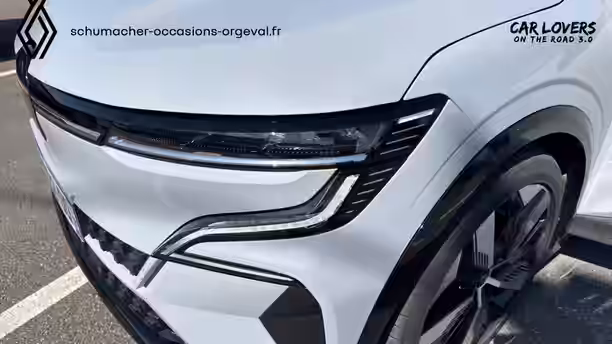 RENAULT MEGANE E-TECH 25 / 44