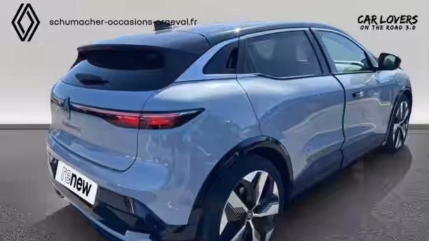 RENAULT MEGANE E-TECH 2 / 44