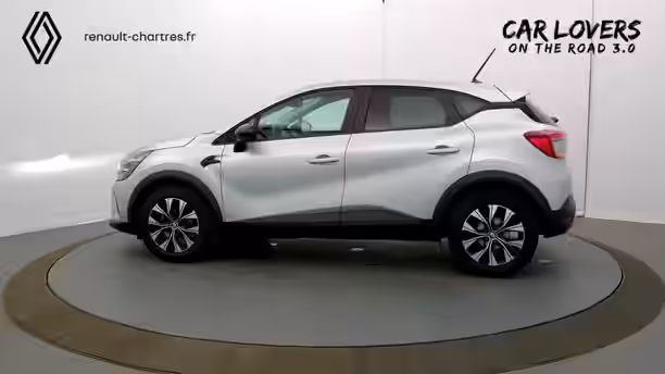 RENAULT CAPTUR 29 / 33