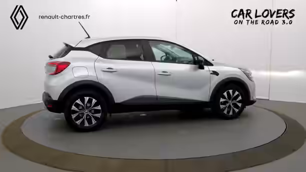 RENAULT CAPTUR 21 / 33